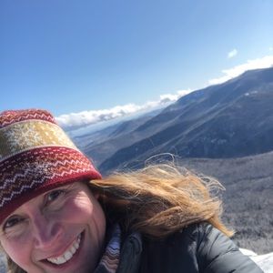 Meet your Posher, Julie